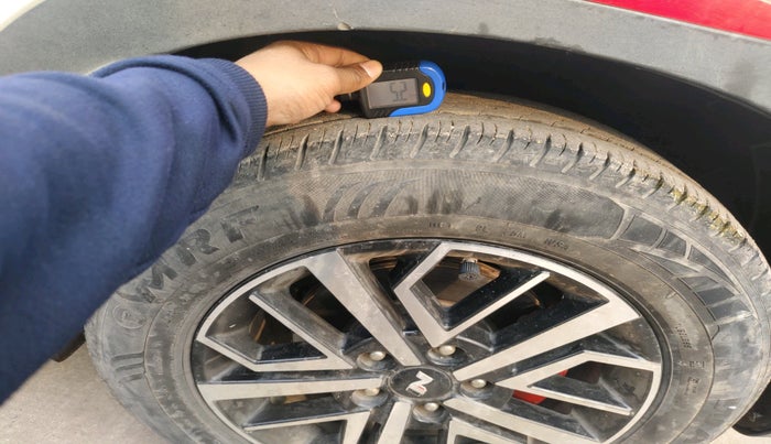 2022 Hyundai VENUE N LINE N8 1.0 TURBO DCT, Petrol, Automatic, 49,734 km, tyre