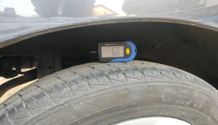 2022 Maruti Alto VXI, Petrol, Manual, 2,881 km, tyre