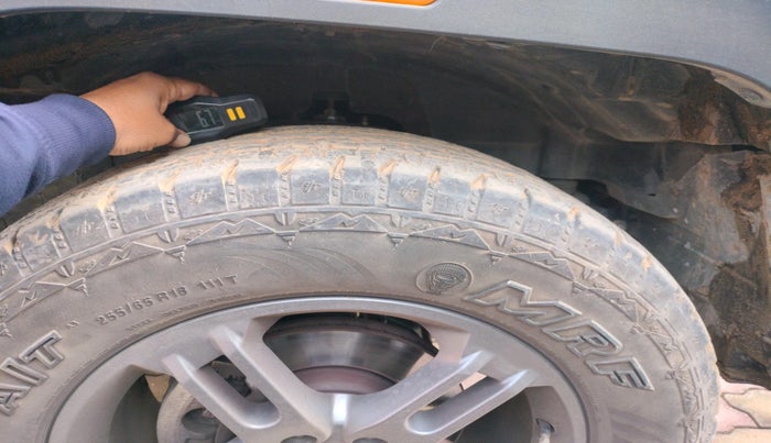 2022 Mahindra Thar LX D AT 4WD HT, Diesel, Automatic, 25,824 km, tyre