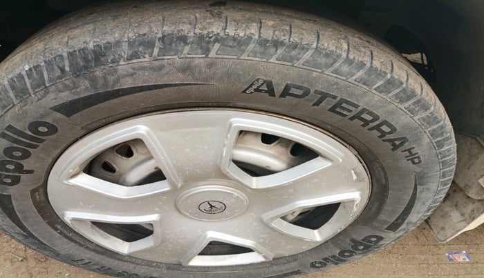 2017 Mahindra Scorpio S4 PLUS 1.99 INTELLI-HYBRID, Diesel, Manual, 61,737 km, tyre