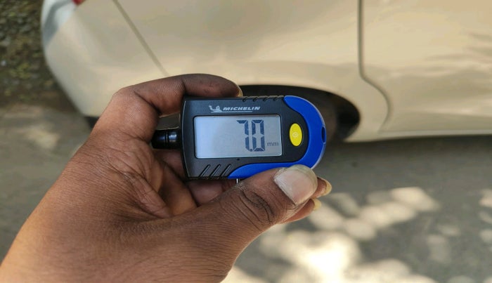 2016 Maruti Celerio ZXI AMT, Petrol, Automatic, 71,337 km, tyre