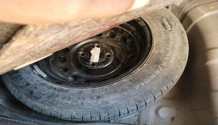 2012 Hyundai i20 SPORTZ 1.2, Petrol, Manual, 98,463 km, tyre