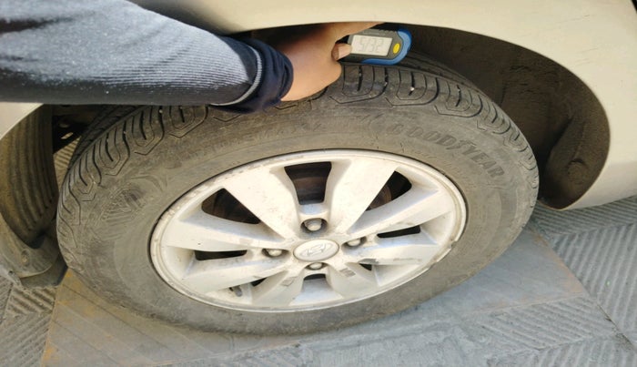 2012 Hyundai i20 SPORTZ 1.2, Petrol, Manual, 98,463 km, tyre