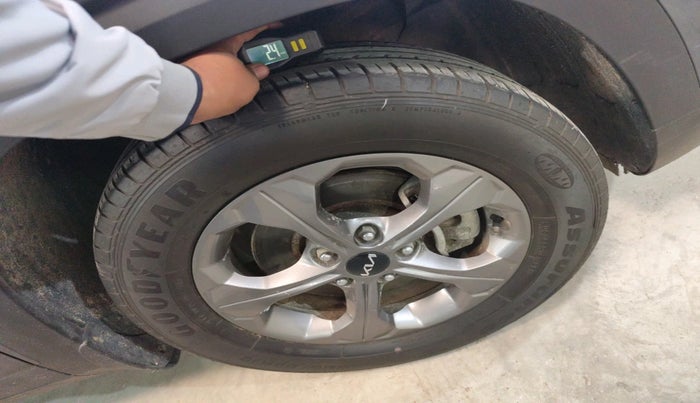 2022 KIA SELTOS HTK PLUS 1.5 IMT, Petrol, Manual, 40,595 km, tyre