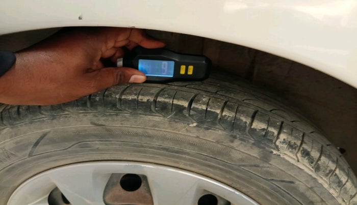 2016 Hyundai Elite i20 SPORTZ 1.2, Petrol, Manual, 1,07,269 km, tyre