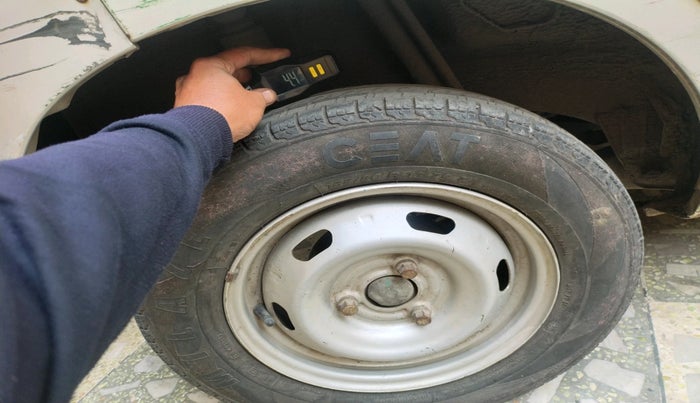 2018 Datsun Go A, Petrol, Manual, 35,146 km, tyre