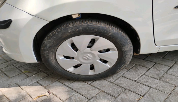 2015 Maruti Celerio VXI AMT, Petrol, Automatic, 80,448 km, tyre