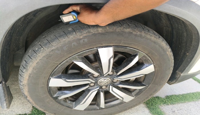 2020 MG HECTOR SUPER 2.0 DIESEL, Diesel, Manual, 43,368 km, tyre