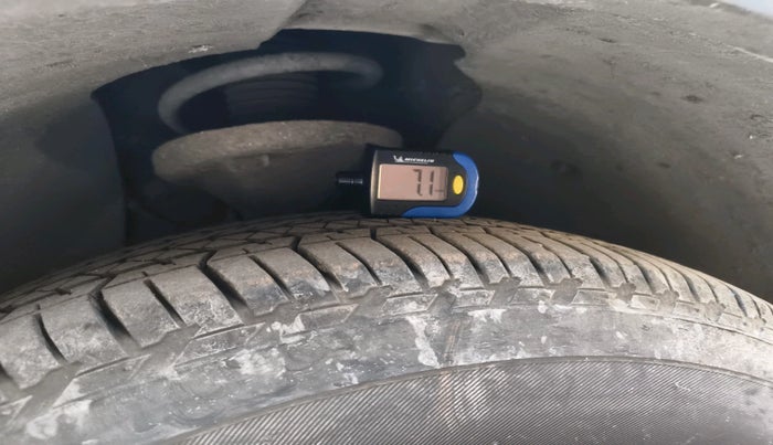 2016 Mahindra XUV500 W6, Diesel, Manual, 1,17,955 km, tyre