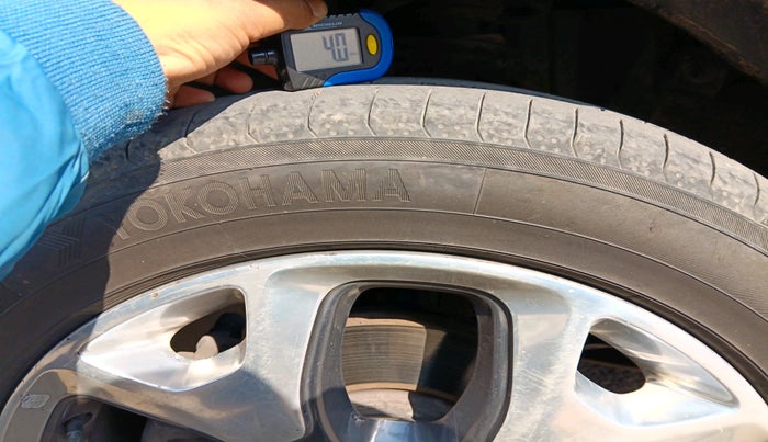 2018 Jeep Compass LIMITED PLUS DIESEL, Diesel, Manual, 1,65,839 km, tyre