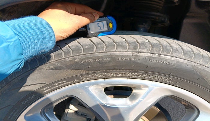 2018 Jeep Compass LIMITED PLUS DIESEL, Diesel, Manual, 1,65,839 km, tyre