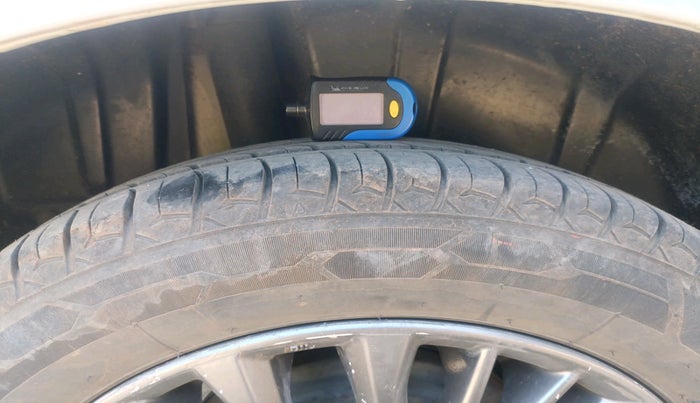 2019 Maruti Ertiga ZDI+ 1.5, Diesel, Manual, 1,60,704 km, tyre