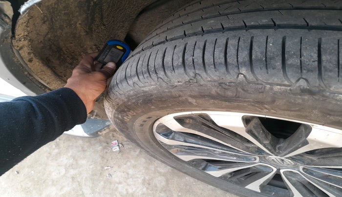 2021 MG GLOSTER SAVVY 6 STR 2.0 TWIN TURBO 4WD, Diesel, Automatic, 71,508 km, tyre