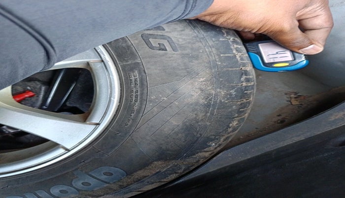 2011 Chevrolet Cruze LTZ AT, Diesel, Automatic, 97,470 km, tyre