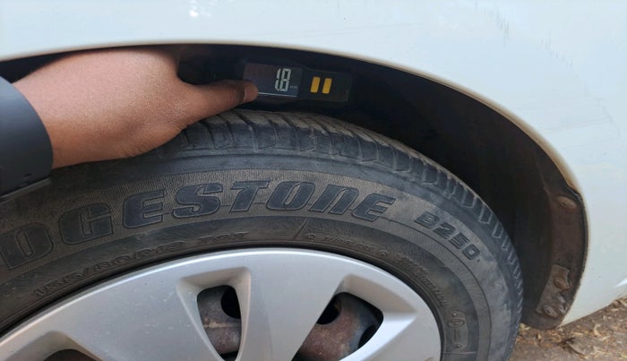 2012 Hyundai i10 MAGNA 1.2, Petrol, Manual, 61,890 km, tyre