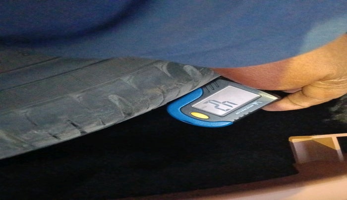 2017 Landrover Range Rover Sport SE 3.0 DIESEL, Diesel, Automatic, 1,27,989 km, tyre