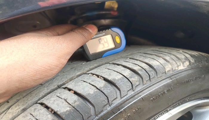 2022 Hyundai NEW I20 ASTA (O) 1.2 MT, Petrol, Manual, 23,703 km, tyre