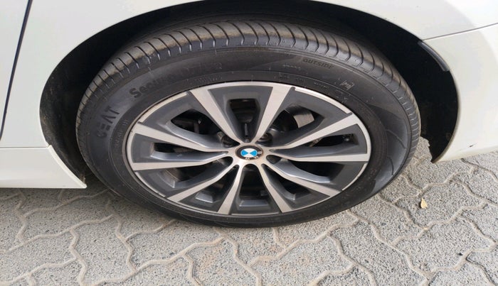 2021 BMW 3 SERIES GRAN LIMOUSINE 320D LUXURY LINE, Diesel, Automatic, 56,627 km, tyre