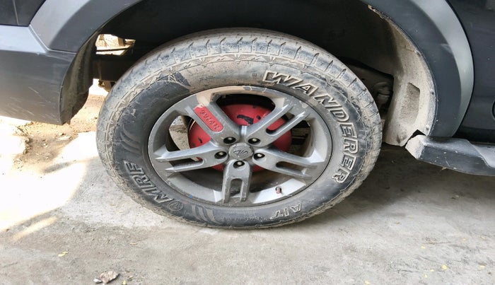 2022 Mahindra Thar LX PETROL HT 4WD AT, Petrol, Automatic, 47,228 km, tyre