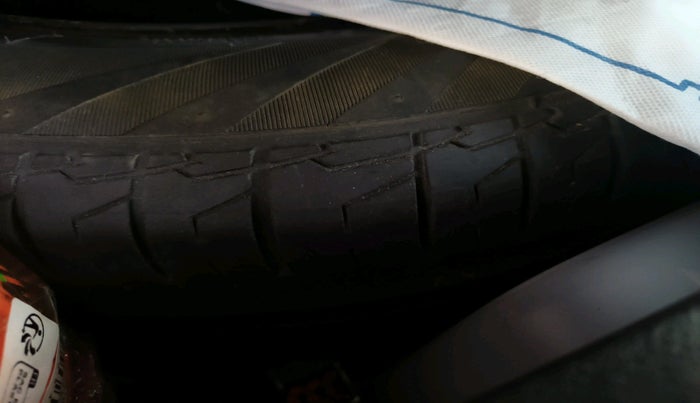 2018 Maruti S Cross ZETA 1.3, Diesel, Manual, 1,27,171 km, tyre