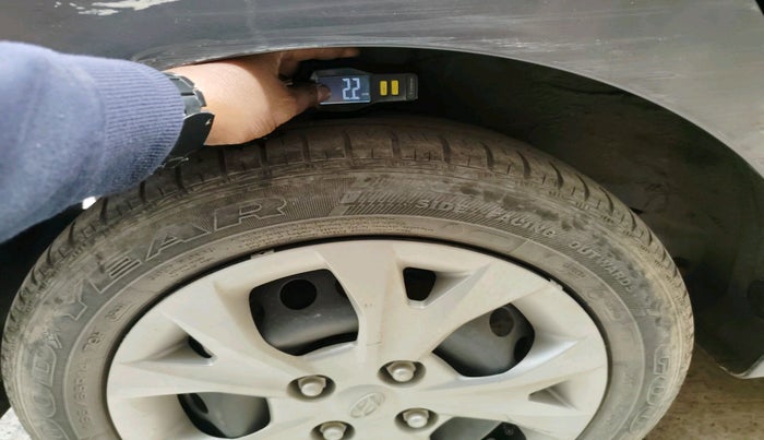 2016 Hyundai Grand i10 SPORTZ 1.2 KAPPA VTVT, Petrol, Manual, 58,898 km, tyre