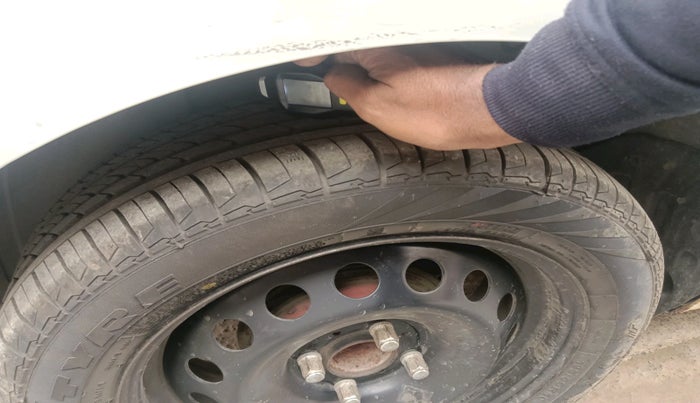 2021 Tata ALTROZ XE PETROL, Petrol, Manual, 57,650 km, tyre