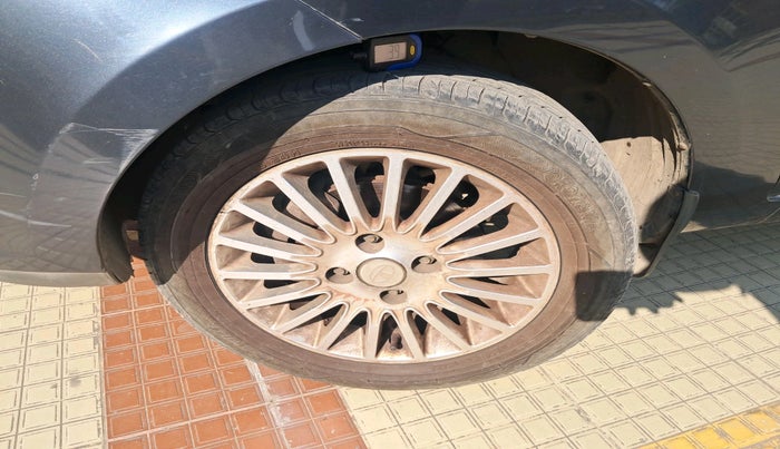 2015 Tata Zest XT PETROL, Petrol, Manual, 72,067 km, tyre