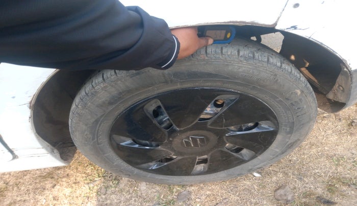 2016 Maruti Celerio VXI AMT, Petrol, Automatic, 62,763 km, tyre