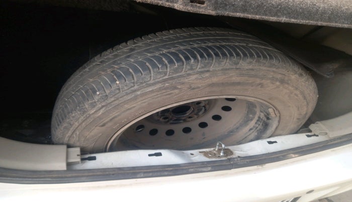 2016 Maruti Celerio VXI AMT, Petrol, Automatic, 62,763 km, tyre