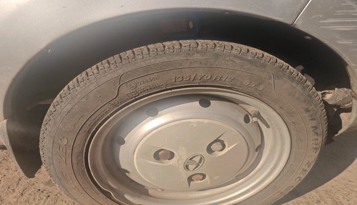 2011 Tata Nano LX, Petrol, Manual, 93,739 km, tyre