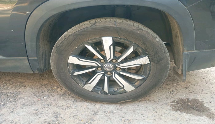 2020 MG HECTOR SHARP 2.0 DIESEL, Diesel, Manual, 19,20,000 km, tyre