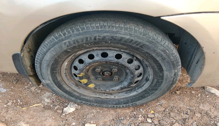 2013 Toyota Etios Liva GD, Diesel, Manual, 1 km, tyre