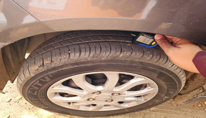 2013 Honda Amaze 1.2L I-VTEC VX, Petrol, Manual, 57,569 km, tyre