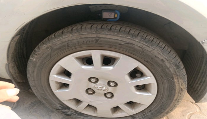 2012 Hyundai i20 MAGNA (O) 1.2, Petrol, Manual, 66,901 km, tyre