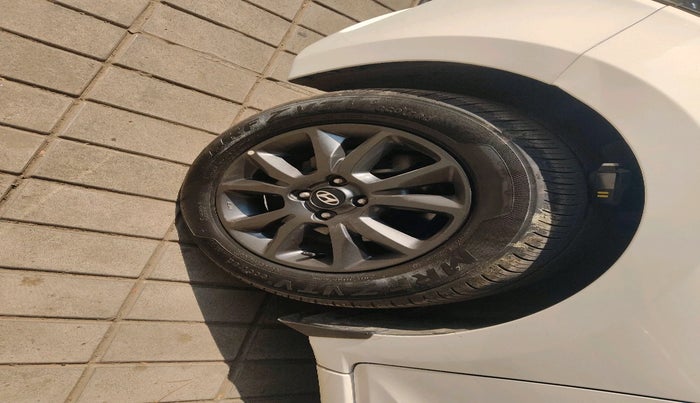 2019 Hyundai Elite i20 SPORTZ PLUS  1.2 CVT, Petrol, Automatic, 26,166 km, tyre