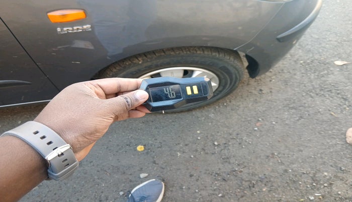 2010 Hyundai i10 MAGNA 1.1, Petrol, Manual, 50,795 km, tyre