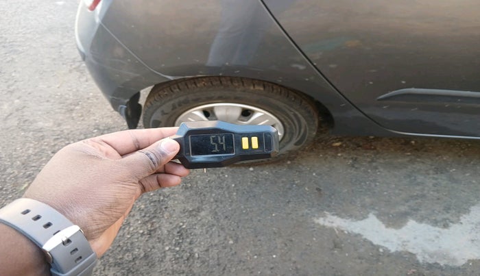 2010 Hyundai i10 MAGNA 1.1, Petrol, Manual, 50,795 km, tyre