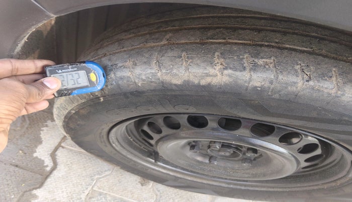 2016 Maruti Vitara Brezza VDI (O), Diesel, Manual, 1,08,805 km, tyre