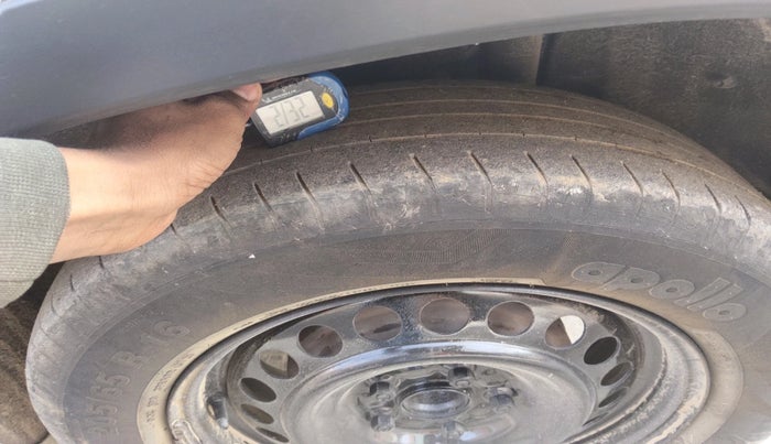 2016 Maruti Vitara Brezza VDI (O), Diesel, Manual, 1,08,805 km, tyre