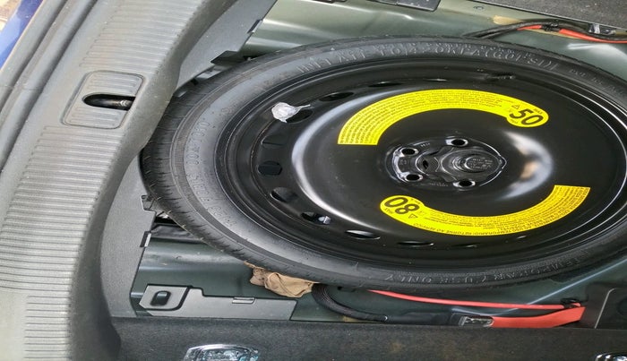 2022 Audi A4 40 TFSI PREMIUM, Petrol, Automatic, 28,107 km, tyre