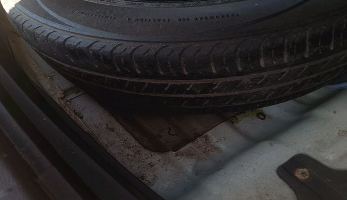 2015 Hyundai Creta SX PLUS AT 1.6 DIESEL, Diesel, Automatic, 1,43,041 km, tyre