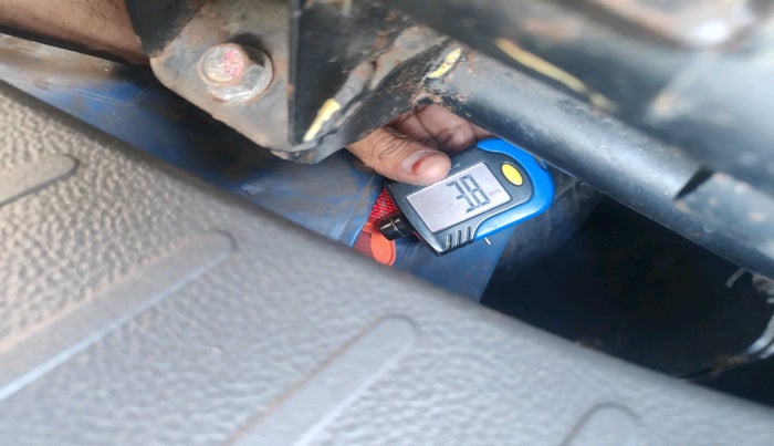 2012 Maruti Wagon R 1.0 LXI CNG, Petrol, Manual, 1,01,253 km, tyre