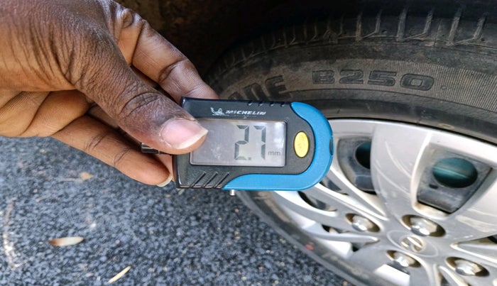 2014 Hyundai i10 SPORTZ 1.1, Petrol, Manual, 55,384 km, tyre