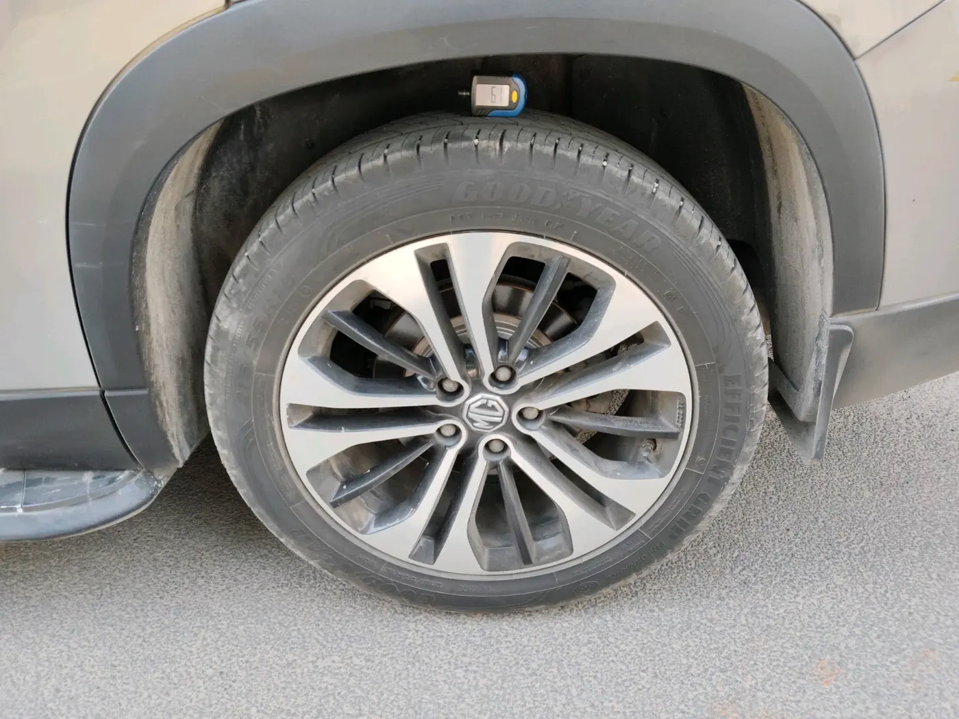 2022 MG HECTOR PLUS SHARP 1.5 PETROL TURBO HYBRID MT 6-STR, Petrol, Manual, 40,807 km, tyre