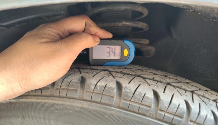 2011 Maruti Ritz VXI, Petrol, Manual, 77,626 km, tyre