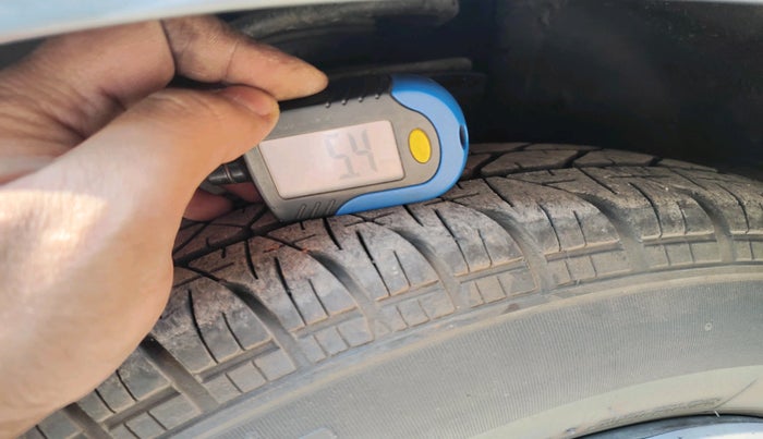 2011 Maruti Ritz VXI, Petrol, Manual, 77,626 km, tyre