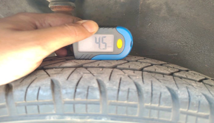 2011 Maruti Ritz VXI, Petrol, Manual, 77,626 km, tyre