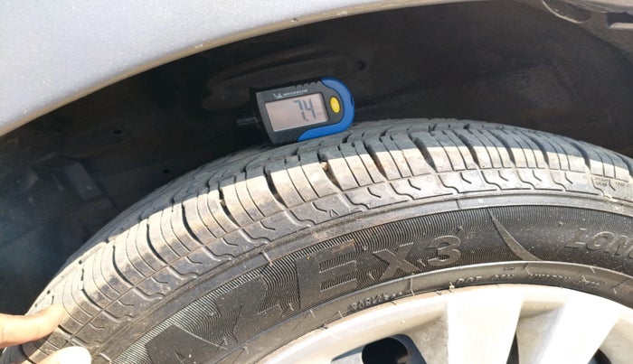 2012 Maruti Swift Dzire VXI, Petrol, Manual, 93,845 km, tyre