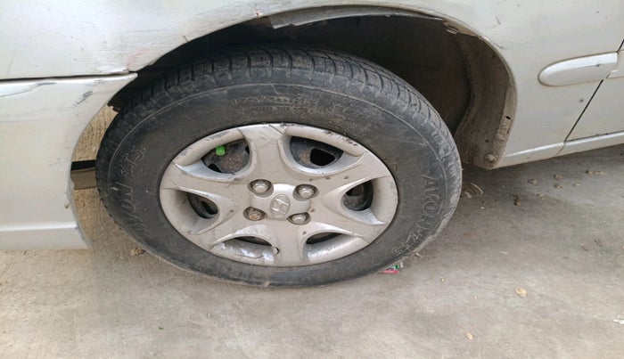 2010 Hyundai Accent GLE, Petrol, Manual, 1,19,993 km, tyre