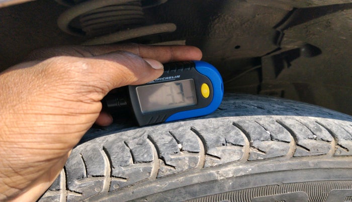 2014 Maruti Swift Dzire ZDI, Diesel, Manual, 1,10,826 km, tyre